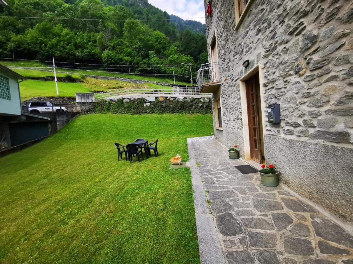 Appartamento S.Anna In Valmalenco Torre di Santa Maria Exteriör bild